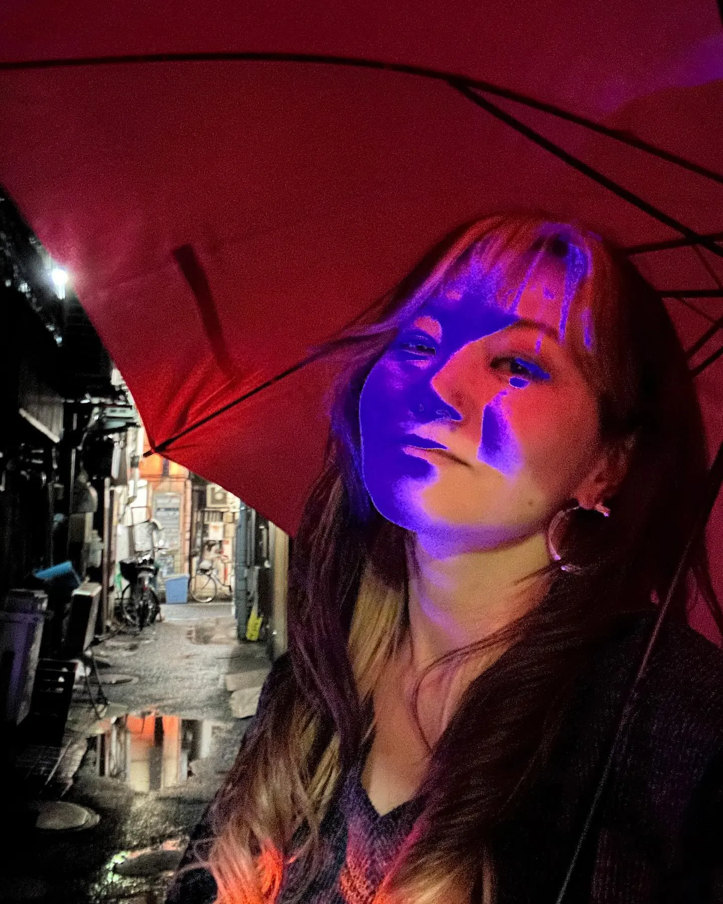 雨の日💙ずっと考えていた外の照明を遅い時間に試す