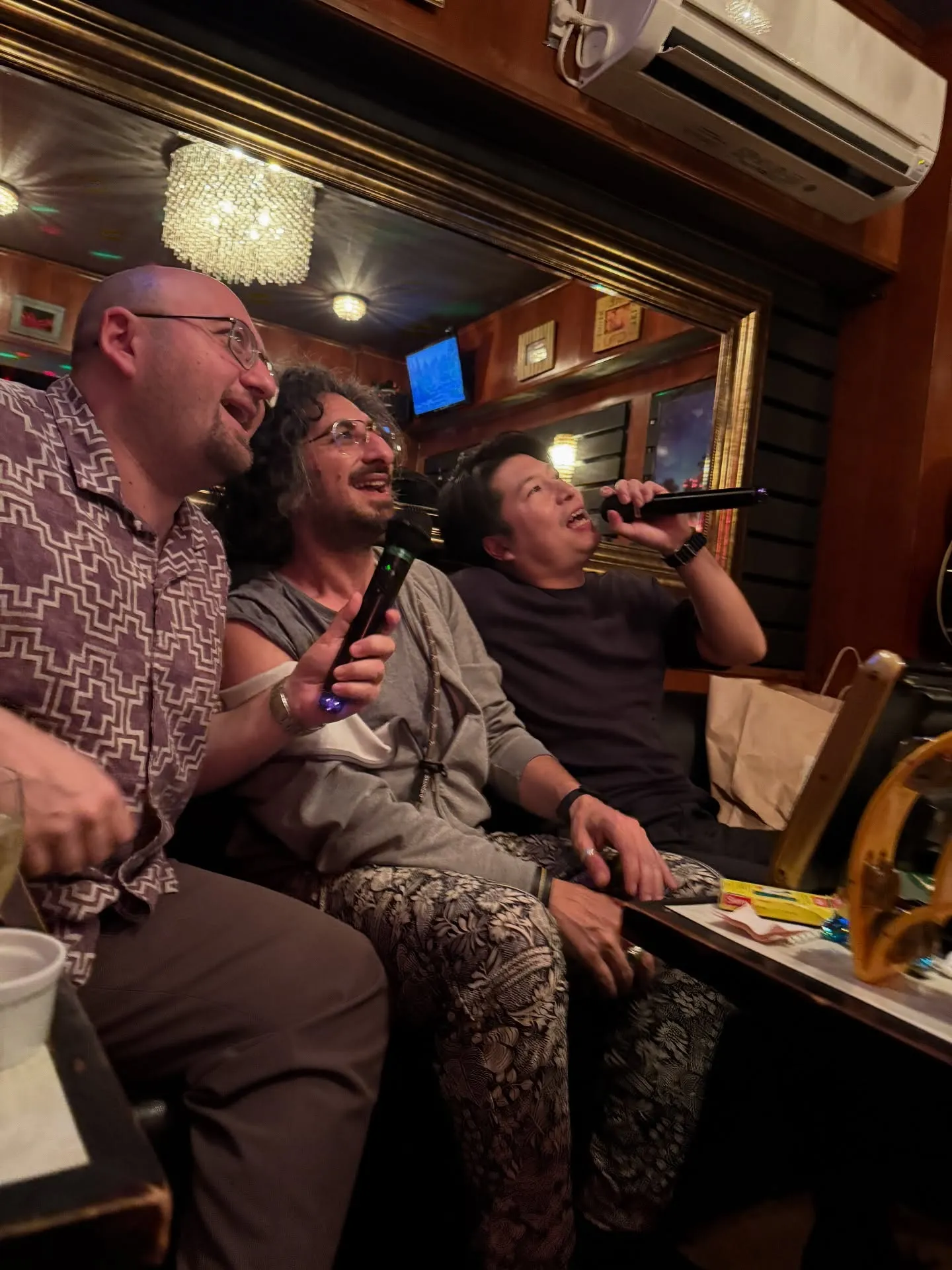 昨日はイングランドから飛び込みの御三方ご来店🏴󠁧󠁢󠁥󠁮󠁧󠁿