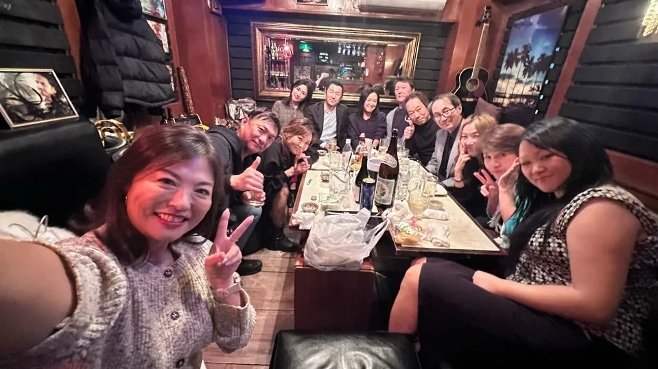 先週のAbhi❤️ナルのいつもの知り合いが来てくれたよー