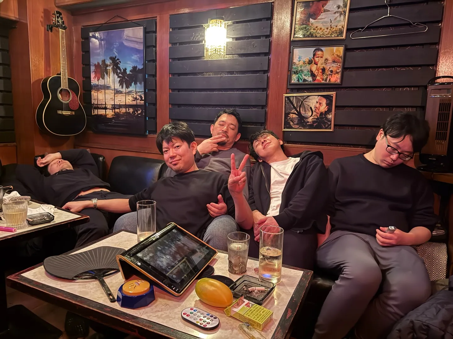 スモークたいて動画を撮りまくったある夜のAbhi〜❤️