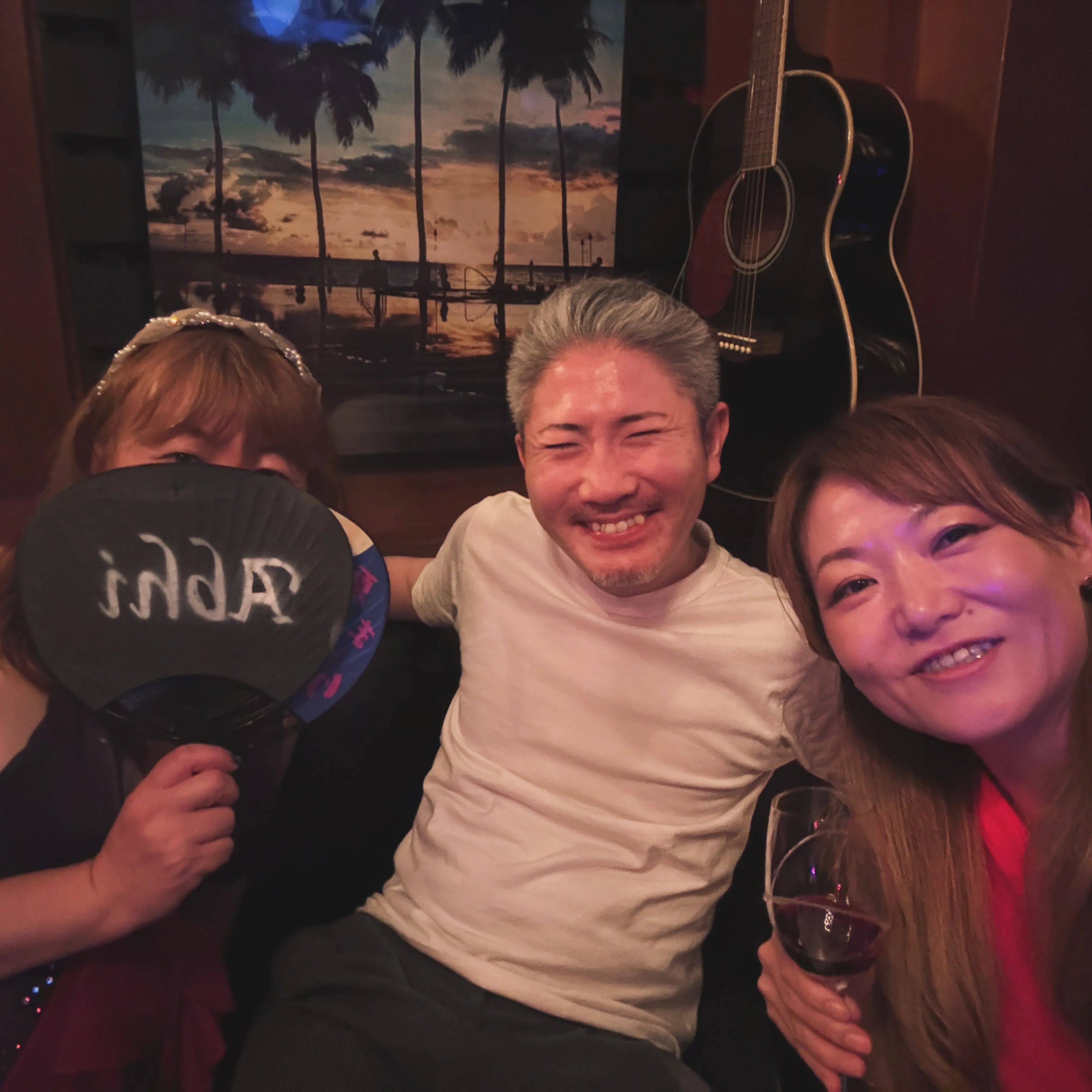 ある日のAbhiアビー❤️久々のお客さん来てくれた!!