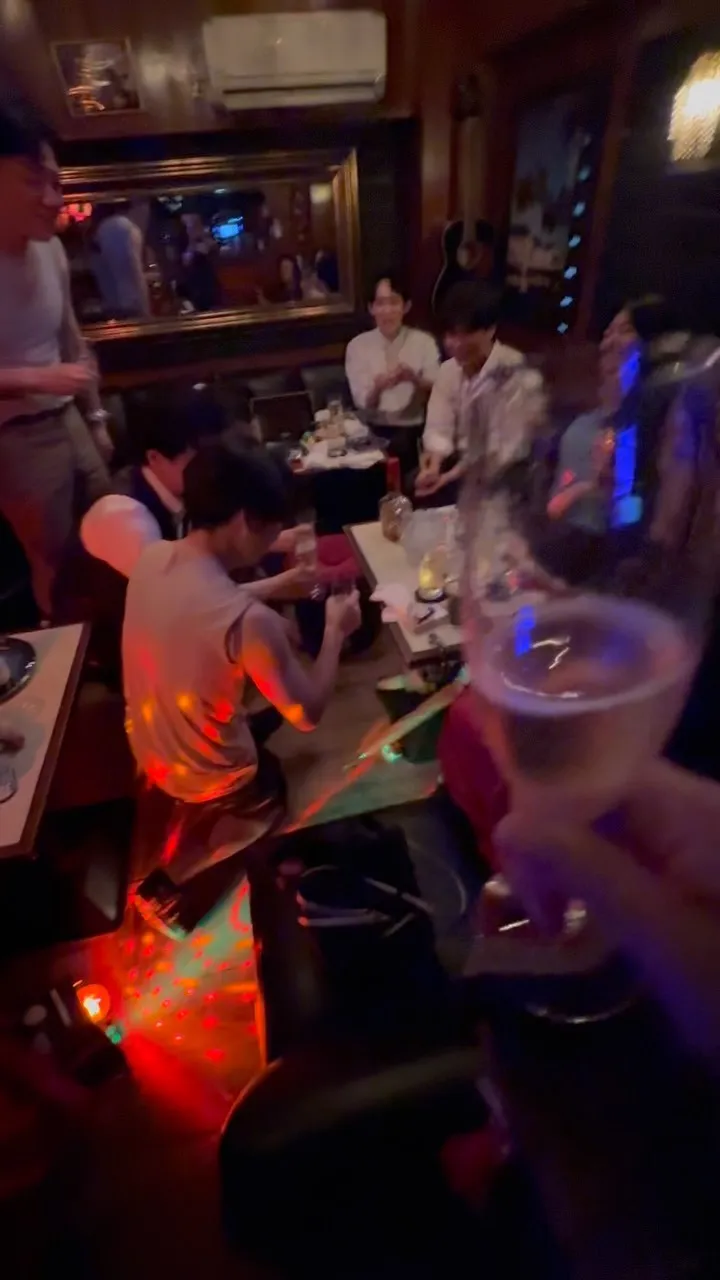 先日のAbhiアビー❤️シャンパン入れてホストクラブ化した夜...